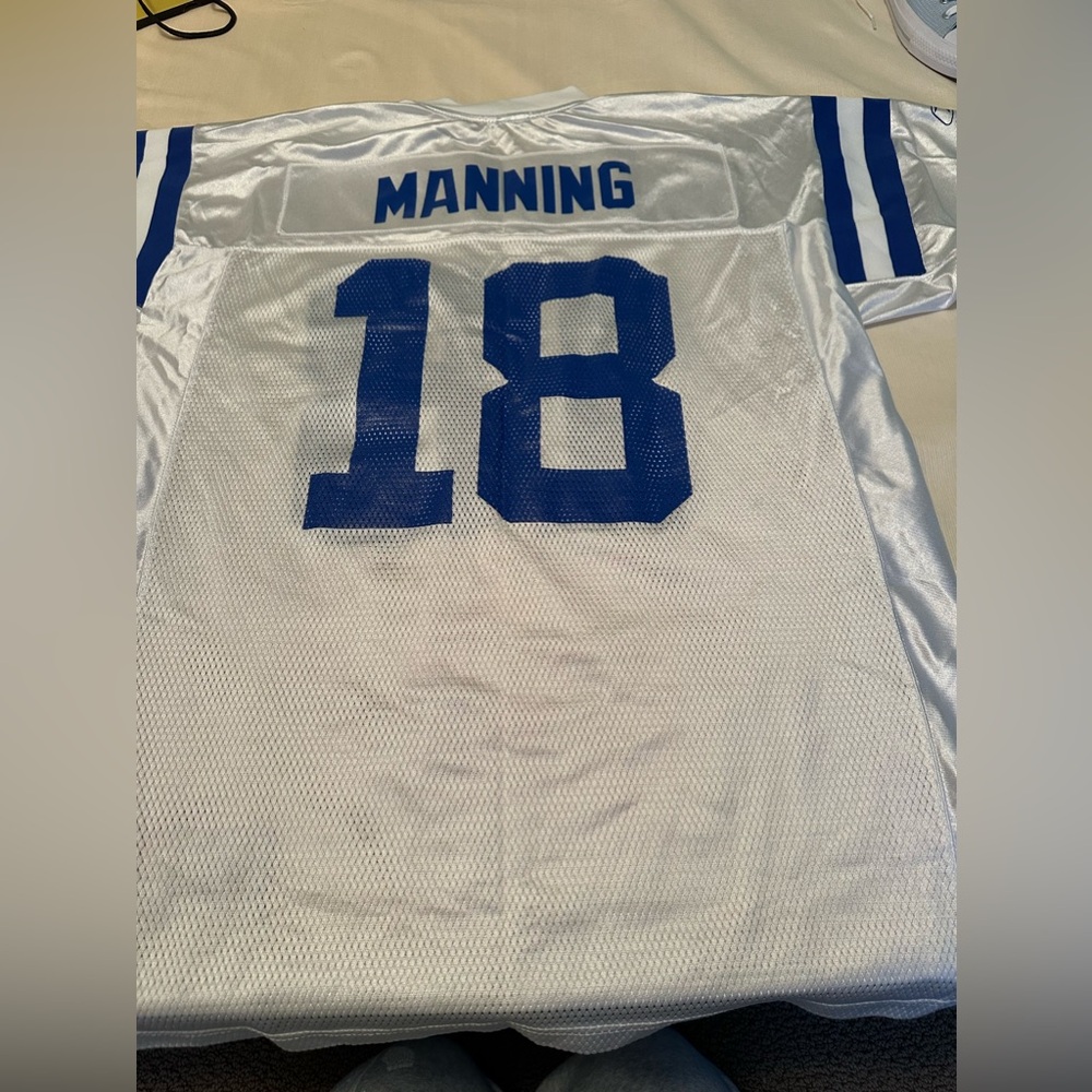Peyton manning jersey men’s large
